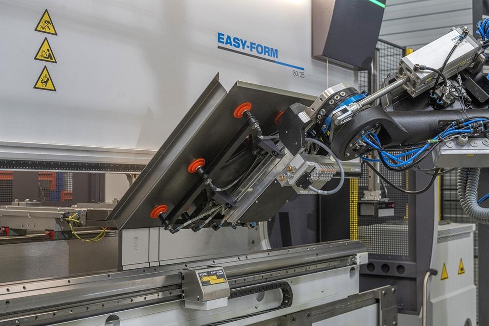 Versatile robotic bending cell handles elements as a lot as 1,600 by 1,200 mm