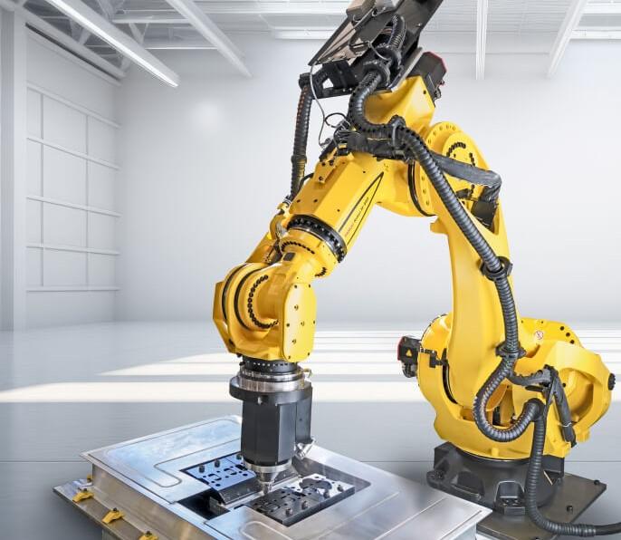 Heavyweight robotic delivers wide-range motion in tight workspaces